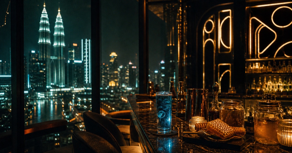 吉隆坡 Bar Trigona:四季酒店的蜂蜜調酒吧,酒單從 First Light 排到 After Dark(2026)